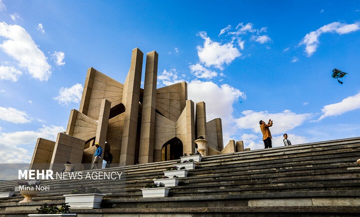 مقبرة الشعرا ـ آرامگاه شهریار