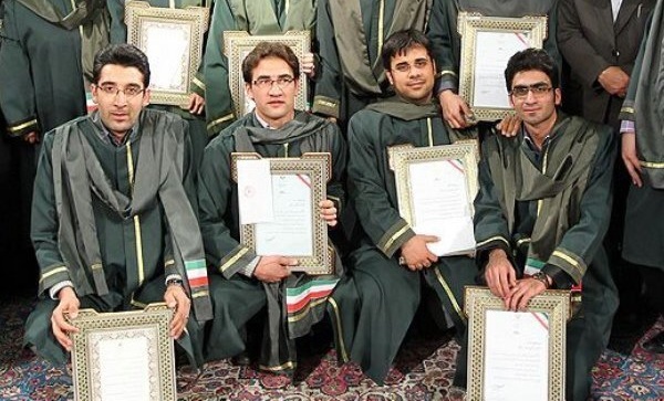دانشجویان نمونه