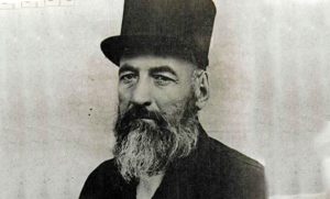 میرزا حسن رشدیه